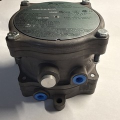 Pressure switch, Dwyer 1950G-0-B-24, Explosion-Proof , range 0.7-0.15″ w.c.