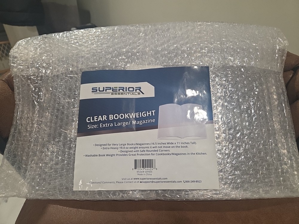 Clear Booweight Size Estra Large/Maganize Brand New