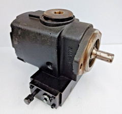 New Oilgear PVWH-06-RSAY Axial Piston Hydraulic Pump 4500 Psi 5.9 Gpm