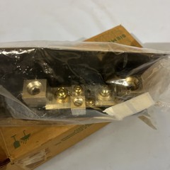 SIEMENS HN64 200A 600V HD SAFETY SWITCH ACCESSORY NEUTRAL LUG KIT