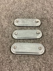 APPLETON APP370IG 1-INCH CONDUIT BODY COVERS (LOT OF 3) W/GASKETS