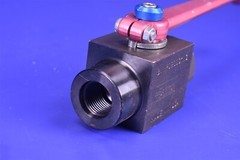 Parker 2-Way 1/2″ SAE Hydraulic High Pressure Ball Valve 6,000 PSI BVHP08SSS1NG