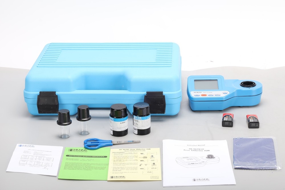 Hanna HI 96701 Free Chlorine Portable Photometer With Case and Accessories