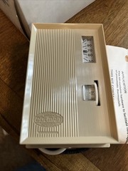 Barber-Colman TKR-1001 Pneumatic Thermostat Relay Direct Acting (NIB) Free Ship