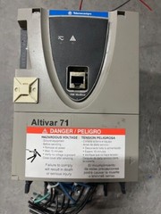 Telemecanique Altivar 71 ATV71HU15N4 Variable Speed Drive 3-Phase 2HP