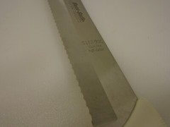 Dexter USA S142-9SC 9 in White Scalloped Serrated Utility Slicer Clip Point XLNT