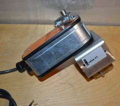 BELIMO B2050VS-04+LF24 US / B2050VS04LF24US ~ NEW