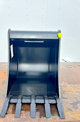 NEW 24″ TAG QUICK ATTACH BUCKET: FITS BACKHOE & EXCAVATORS W/ 1/4 YARD QA