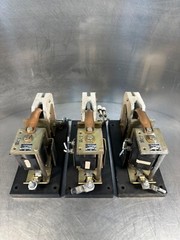 GE General Electric Y101A2 DC Contactor Relay 150 DC Amps 600V (4A-29)