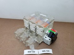 Ferraz FBJ200SO Fuseblock Disconnect J200A 3P Side Handle AJT125 Fuses