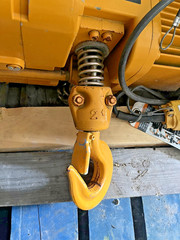 Harrington ER020L 2 Ton 4000LB Electric Chain Hoist 230/460V 3Ph 14 FPM