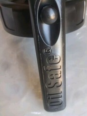 Oil Safe 100301 Stretch Spout Lid,W/0.5 In Outlet,Black