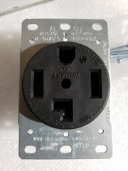 LOT OF 10 – LEVITON 278 30 Amp 3-POLE, 4-WIRE GROUNDING POWER OUTLET FLUSH MOUNT