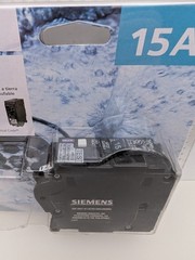 Siemens Plug-On Neutral Ground-Fault Circuit Interrupter 15A QF115ANP QPF2N