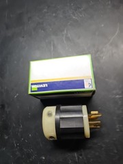 New Leviton 2733 Locking Plug Black 30A 480V 3P 4 Wire Grounding L16-30R