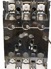 GE TED134C5015 General Electric 3 Pole Circuit Breaker 15AMP/480 VAC *FAST SHIP*