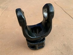 Land Pride Series 4 PTO Quick Yoke 1-3/8-6 U-Joint for RCR1260 mower (23-015BK)