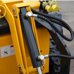 Skid Steer Loader Runtong 23HP EPA-Certified Diesel Tracked Multifunctional