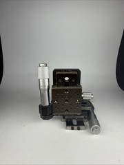 Precision Manual XYZ Micro Positioning Stage Micrometer Driven Optical Stage