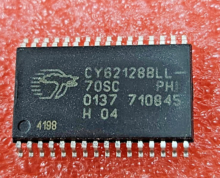 New Cypress CY62128BLL-70 128K x 8 Static SOP-32