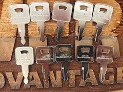 10 Keys 459A RC461-53930 For Kubota Mini Excavator Skid Steer Loader SVL75