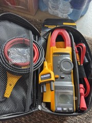 Fluke 381 (3610452) Remote Display 1000 A TRMS Clamp w/I Flex
