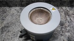 Cole-Parmer 37013-10 230VAC 250mL Max Flask Size Analog Aluminum Heating Mantle