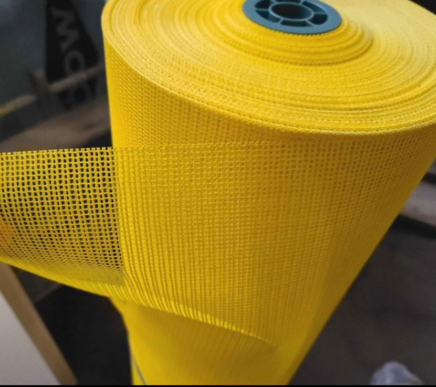 Vinyl Coated Mesh Yellow 9×9 6.5oz 40″ Wide x 100 Yards by Bruin Plastics – NOS