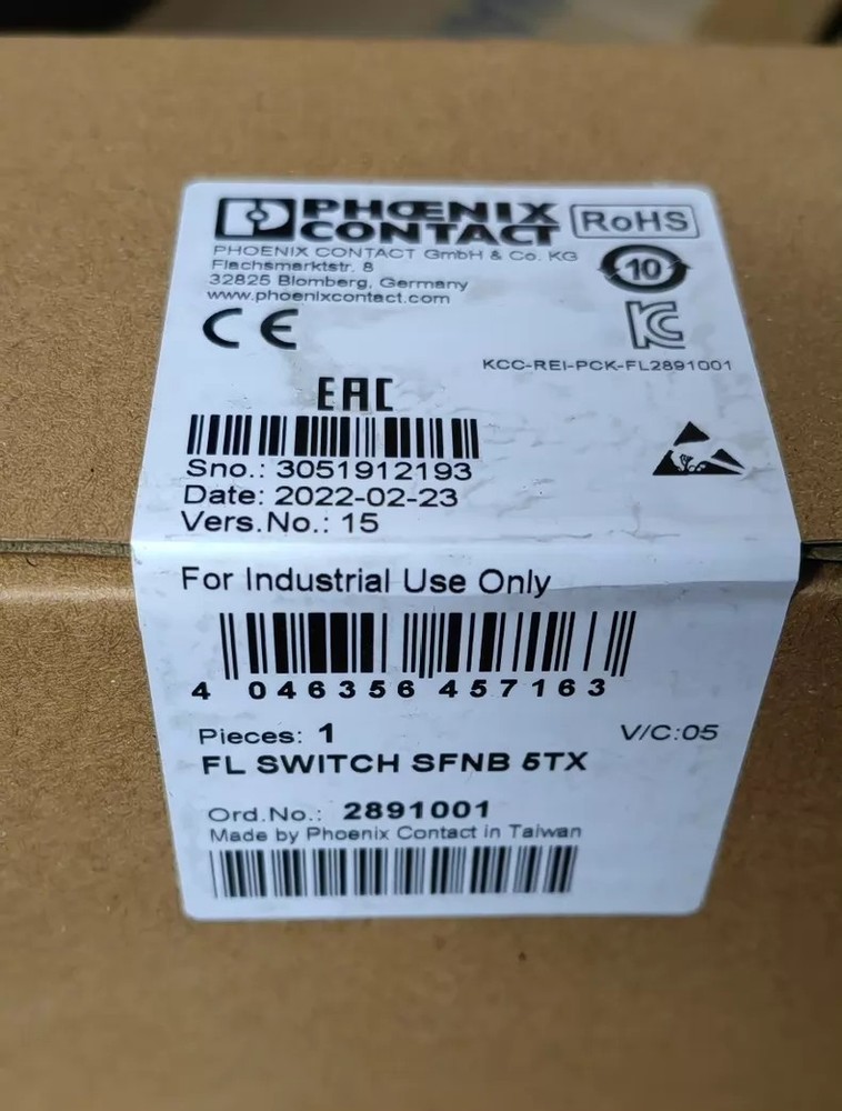 1PCS NEW PHOENIX CONTACT FL SWITCH SFNB 5TX Ethernet Switch 2891001