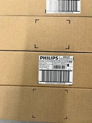 Philips 468322 14 Watts T8 LED Cool White 4000K (10-Pack) Sealed Boxes | NEW