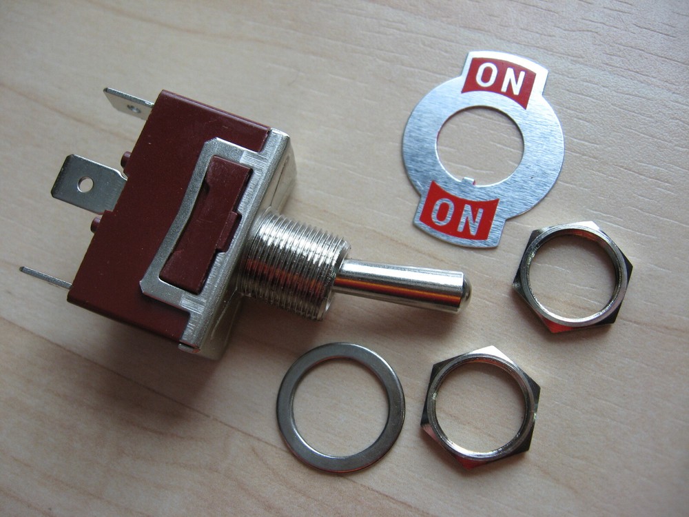 Daier Toggle Switch KN3C-102 SPDT 2-Position 250VAC 15Amps 12VDC 1/2″ #E34BA