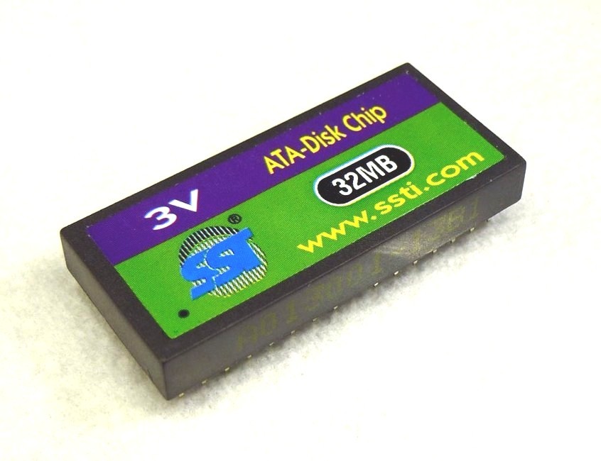 SST 32 Mb 32-Pin ATA Disk Chip. 3 Volts. DIP. A013001-13B1