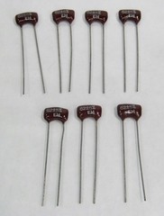 Vintage Unbranded Surplus Silver Mica Capacitors EM 62pF 5% Lot of 7