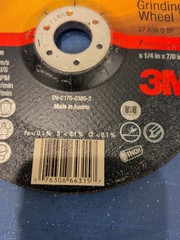3M Cubitron II Grinding Wheel 7″ X1/4″X 7/8 Black 64315-Q Precision