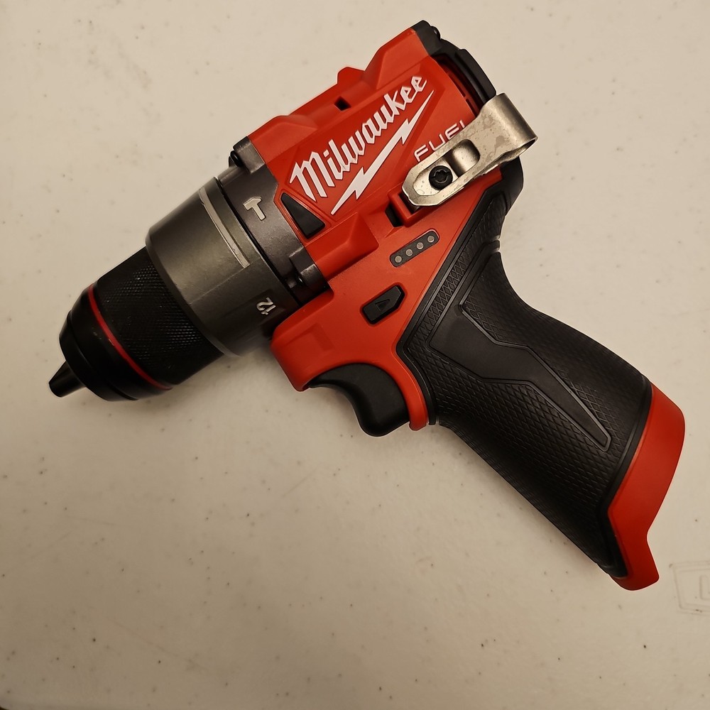 Milwaukee 3404-20 12V Fuel Cordless 1/2″ Hammer Drill/Driver (Bare T (TDW032534)