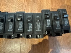 (Lot Of 13) Eaton/Cutler-Hammer BR120 C120 20 Amp Circuit Breakers