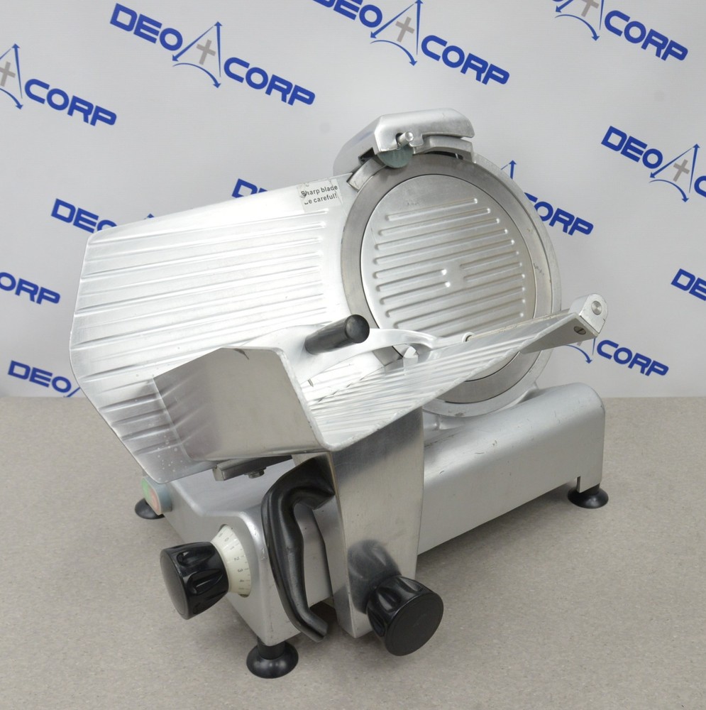 Avantco SL312 12″ Semi-Automatic Gravity Feed Meat Slicer 1/3 hp
