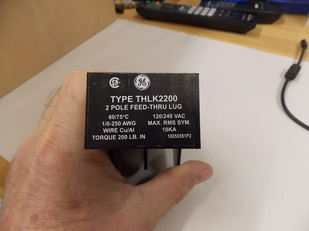New GE ABB THLK2200 2 Pole Feed-Thru Lug 200A 120/240 vac 1/0-250 AWG G5