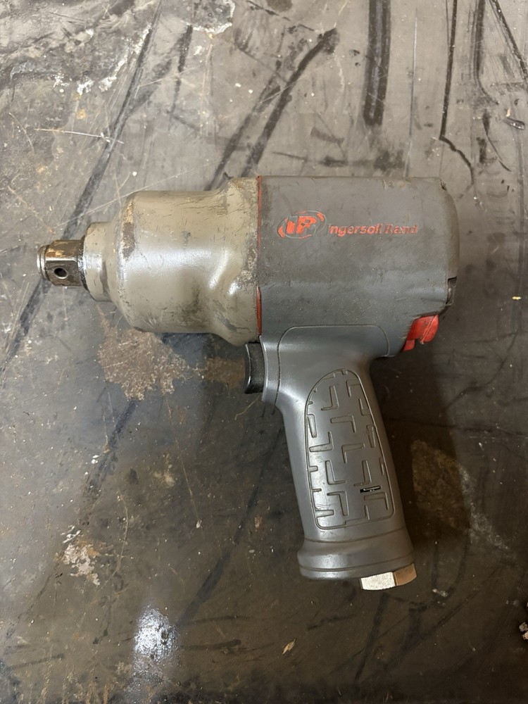 #bh773 Ingersoll Rand 2145QiMAX 3/4” Drive Air Impact Wrench 1,350 ft-lbs