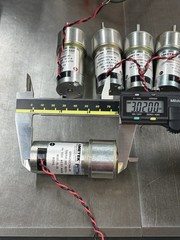 QTY 1 PITTMAN GEAR MOTOR 24 VOLTS 60.5:1 RATIO 3/16” SHAFT WITH FLAT VERY CLEAN