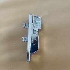 Right Hand 2-Piece Locker Handle Assembly To Fit Republic
