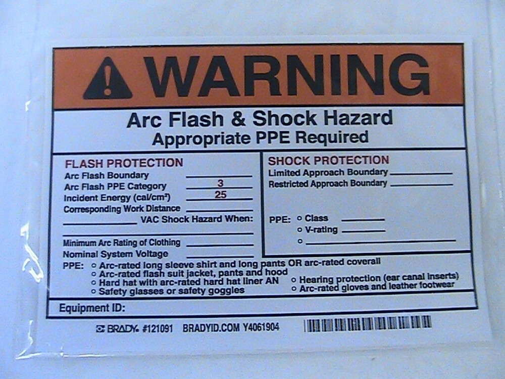 1 NEW BRADY 5X7 ARC FLASH WARNING LABELS LEVEL 3 B7569 Y4061904 PACK OF 5 LABELS