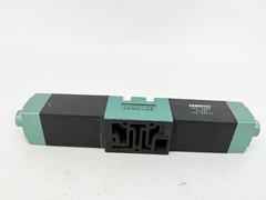 New Numatics 152SSS7004 Solenoid Valve 24VDC .25A