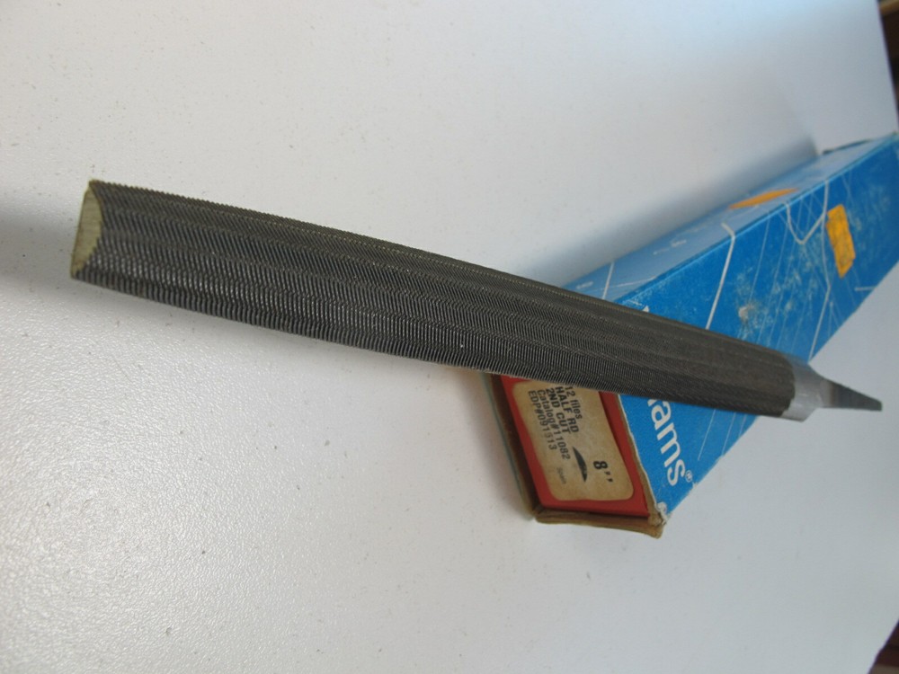 TRW 8″ J.H Williams 2nd cut half round BASTARD MILL FILE – New SPAIN