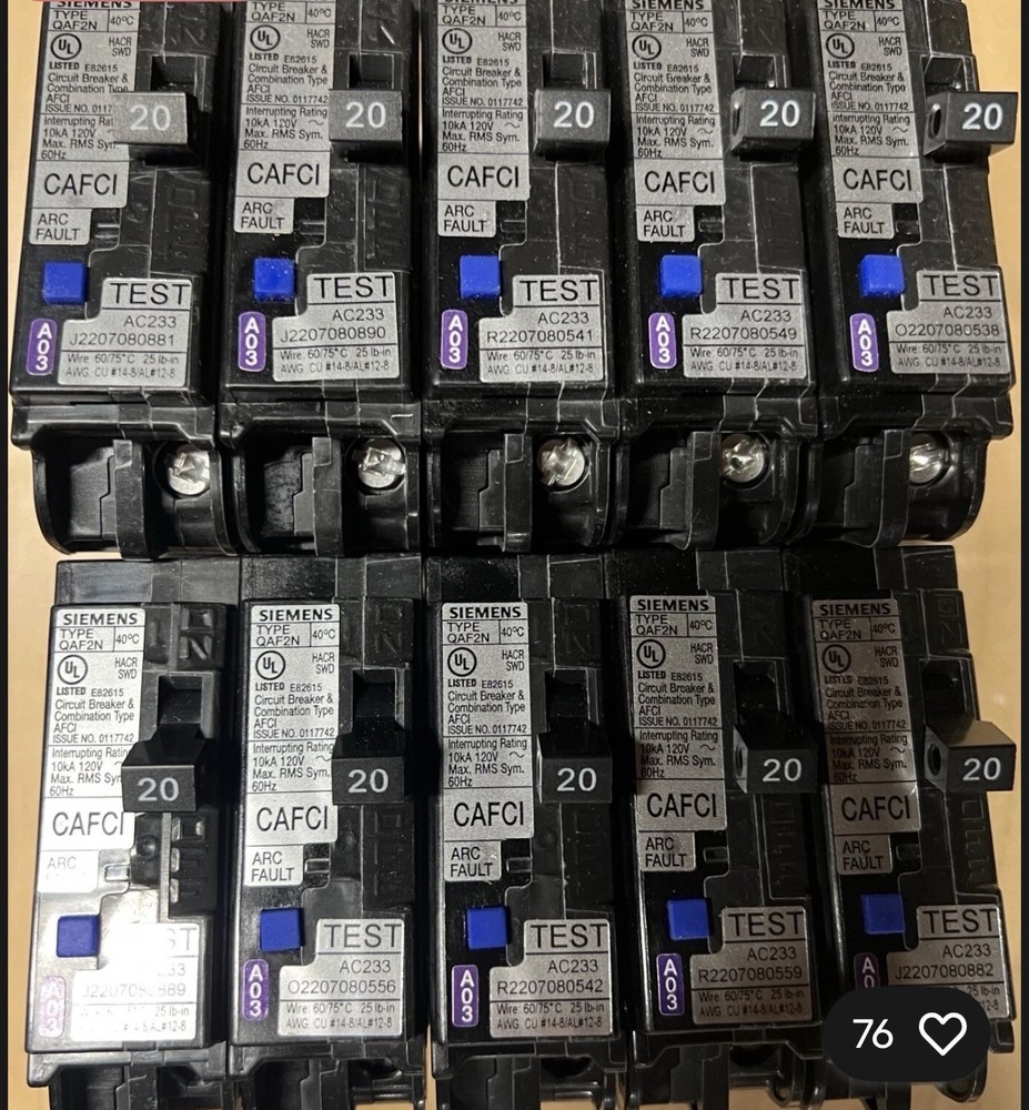 BOX OF 10 SIEMENS QA120AFCN 20A AFCI PLUG ON NEUTRAL (NO WIRE) NEW