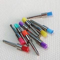 100 Pcs Dental Nylon Polishing Flat Latch Polisher Prophy Brush Disposable