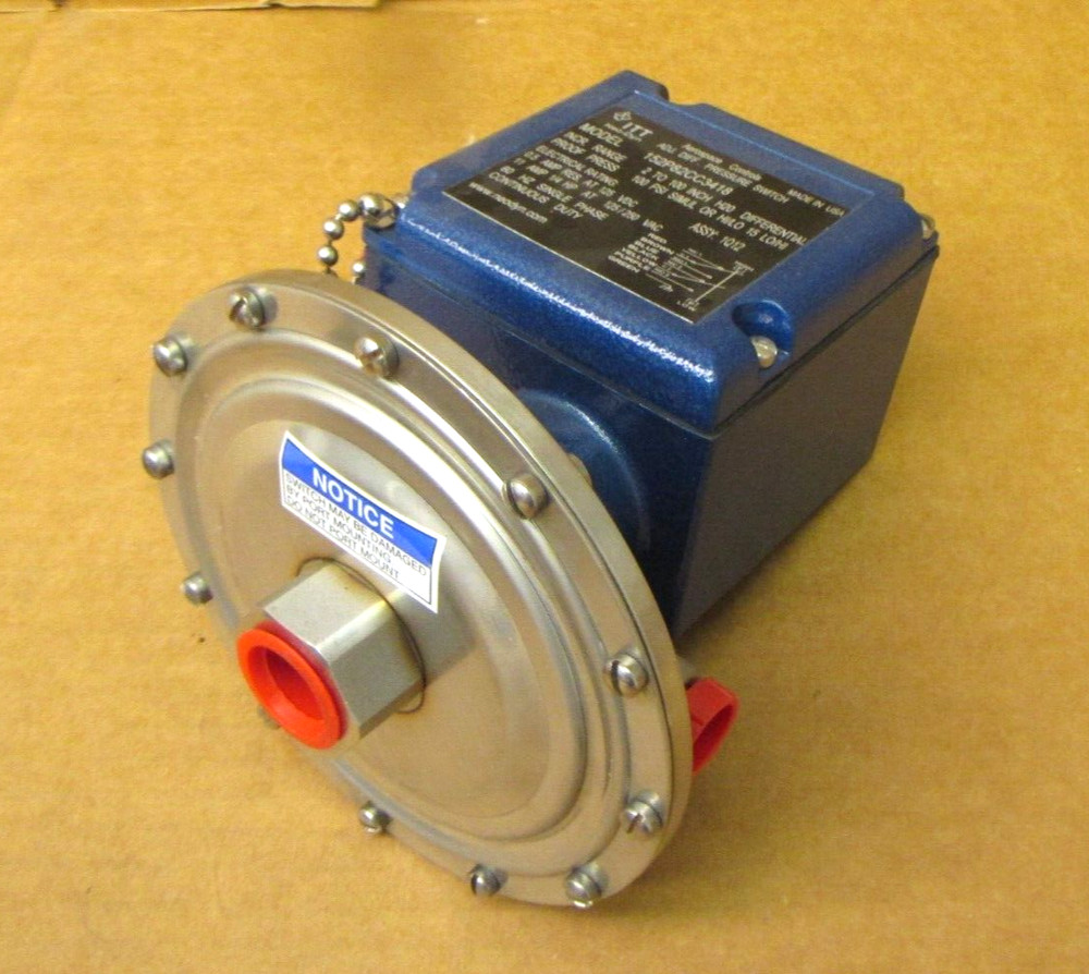 ITT Neo-Dyn 152P82CC3418 Pressure Switch 49600HI