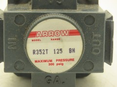 Arrow R352T Pneumatic Air Regulator 1/4″NPT 125PSI 50SCFM T-Handle Lot of 2