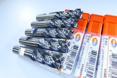 LOT ( 5 PCS ) IMCO 1/2″ POW-R-FEED CARBIDE 68132 END MILLS .030″ RADIUS TOOLS