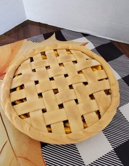 9 ½ Faux Fruit Pies Apple,Peach, Blueberry, Cherry & Banana Lattice Top Pies